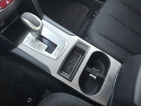 Used 2011 Subaru Legacy 2.5i image 21