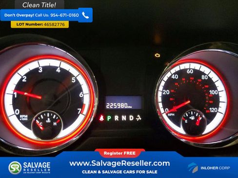 Used 2019 Dodge Grand Caravan SE FWD image 12