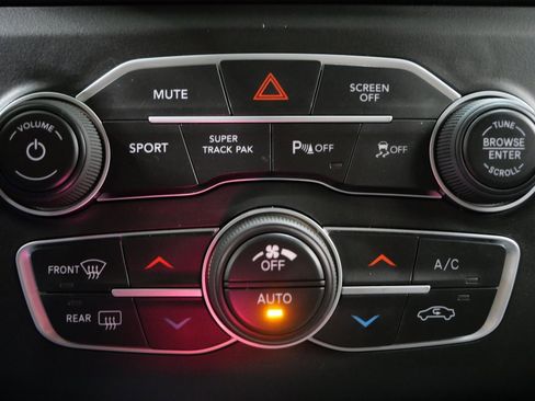 Used 2022 Dodge Charger R/T w/ Plus Group image 19