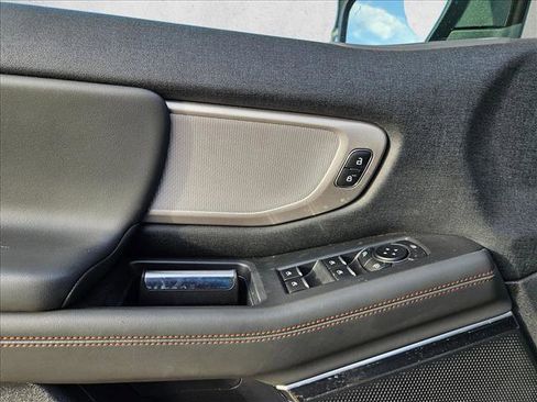 Used 2025 Ford Expedition Active image 9