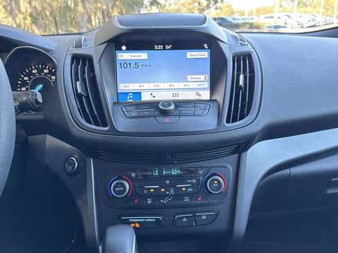 Used 2019 Ford Escape SE image 22