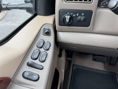Used 2001 Ford F350 Lariat image 83
