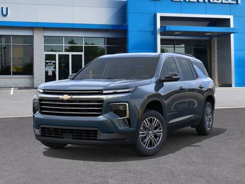 New 2026 Chevrolet Traverse LT AWD/4WD image 6
