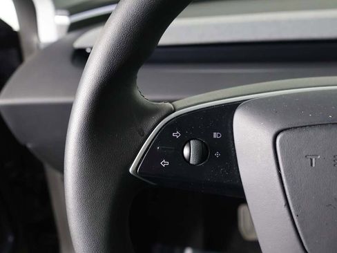 Used 2025 Tesla Model 3 Long Range image 40