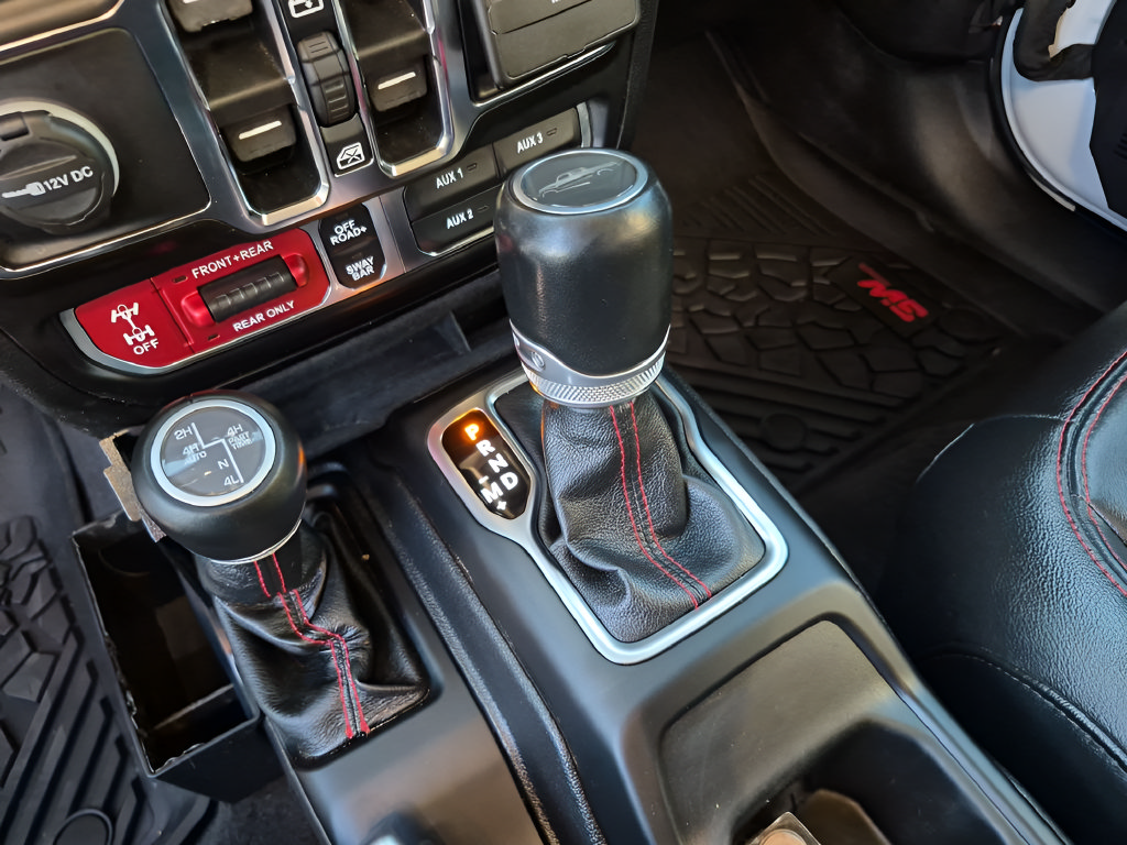 Used 2021 Jeep Gladiator Rubicon AWD/4WD image 28