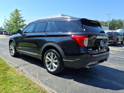 Used 2021 Ford Explorer Platinum w/ Equipment Group 601A AWD/4WD image 7