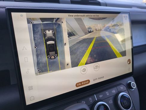 New 2026 Land Rover Defender 110 X-Dynamic SE image 21