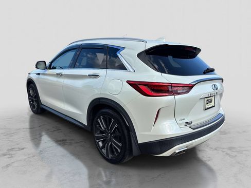 Used 2021 INFINITI QX50 Luxe w/ Appearance Package AWD/4WD image 3