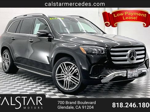 Used 2026 Mercedes-Benz GLS 450 4MATIC image 1