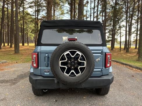 Used 2025 Ford Bronco Outer Banks image 4