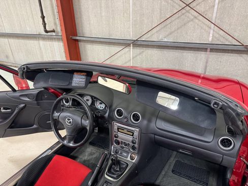 Used 2004 MAZDA MX-5 Miata MAZDASPEED image 23
