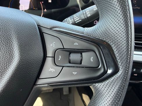 Used 2024 Chevrolet Trax LT image 19