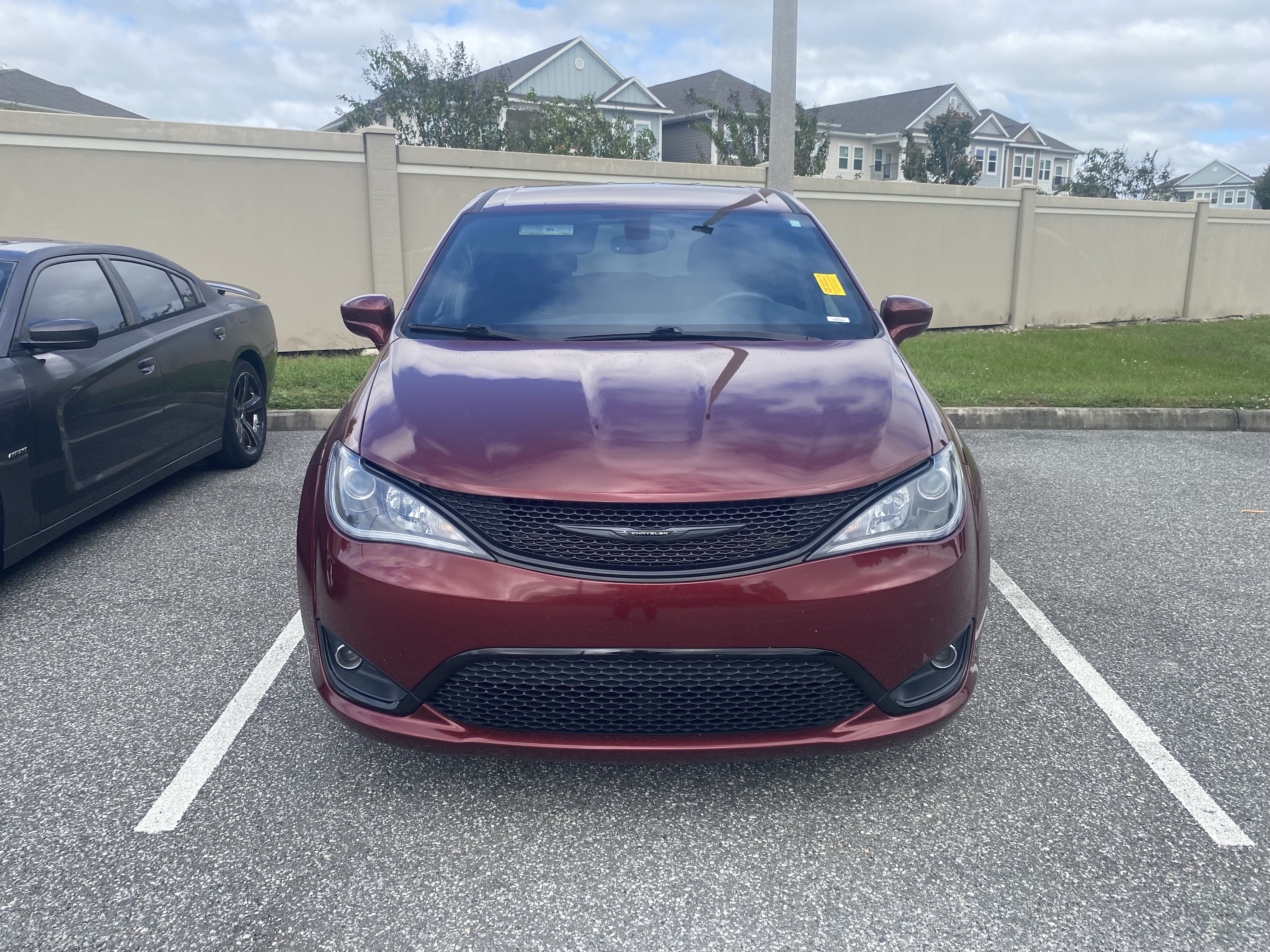 Used 2020 Chrysler Pacifica Touring FWD image 12