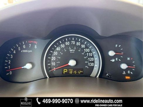 Used 2014 Kia Sedona LX w/ Power Package image 25