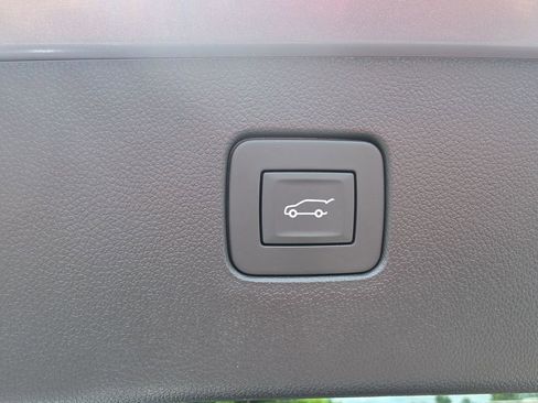 New 2026 Buick Envista Sport Touring w/ Convenience I Package FWD image 16