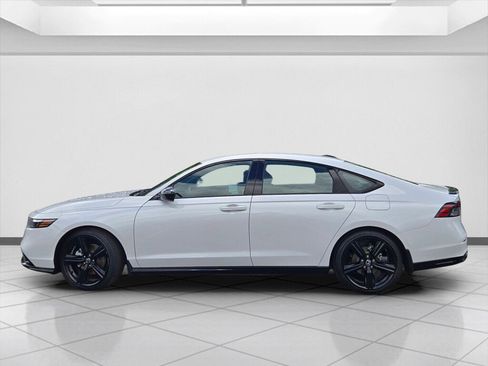 Certified 2025 Honda Accord Sport image 8