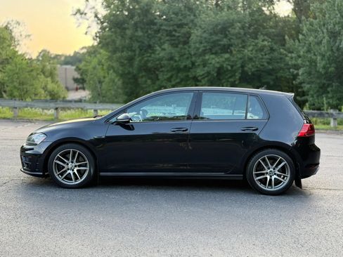 Used 2017 Volkswagen Golf 4-Door AWD/4WD image 5