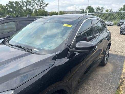 Used 2022 Ford Escape SEL AWD/4WD image 14