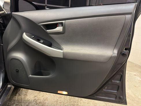 Used 2011 Toyota Prius Three image 20