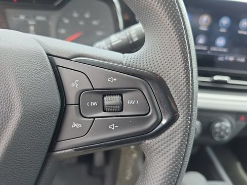 Used 2024 Chevrolet Trax LS FWD image 19