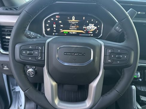 New 2026 GMC Sierra 2500 Denali w/ Denali Reserve Package image 18