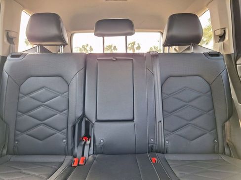 Used 2024 Volkswagen Atlas SE image 20