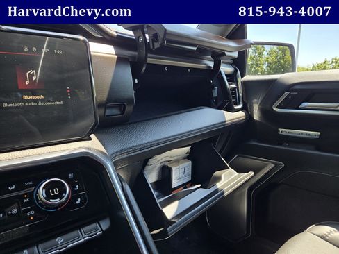 Certified 2026 GMC Sierra 1500 Denali w/ Denali Reserve Package AWD/4WD image 13
