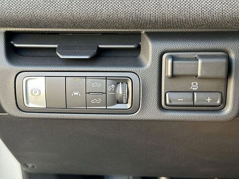 New 2026 GMC Sierra EV Elevation AWD/4WD image 17