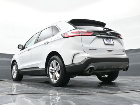 Used 2020 Ford Edge SEL image 41