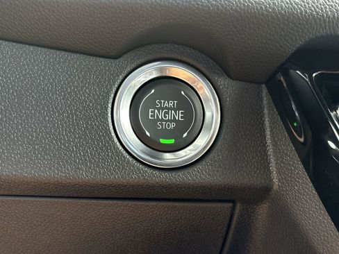 New 2026 Chevrolet Traverse LT image 19