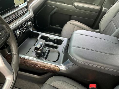 Used 2023 GMC Sierra 1500 Elevation AWD/4WD image 21