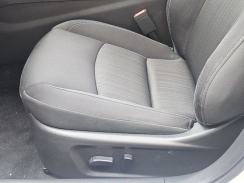 Used 2024 Nissan Altima 2.5 SV FWD image 19