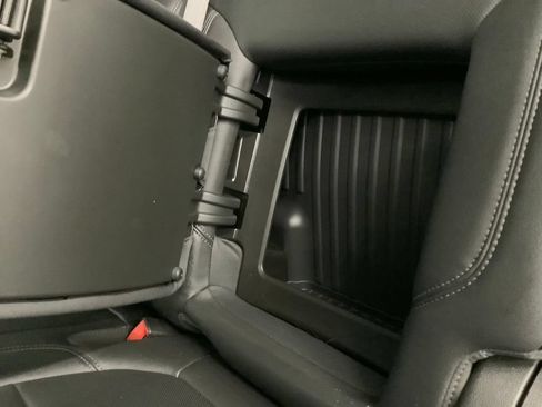 Used 2019 GMC Sierra 1500 SLT w/ SLT Premium Plus Package AWD/4WD image 10