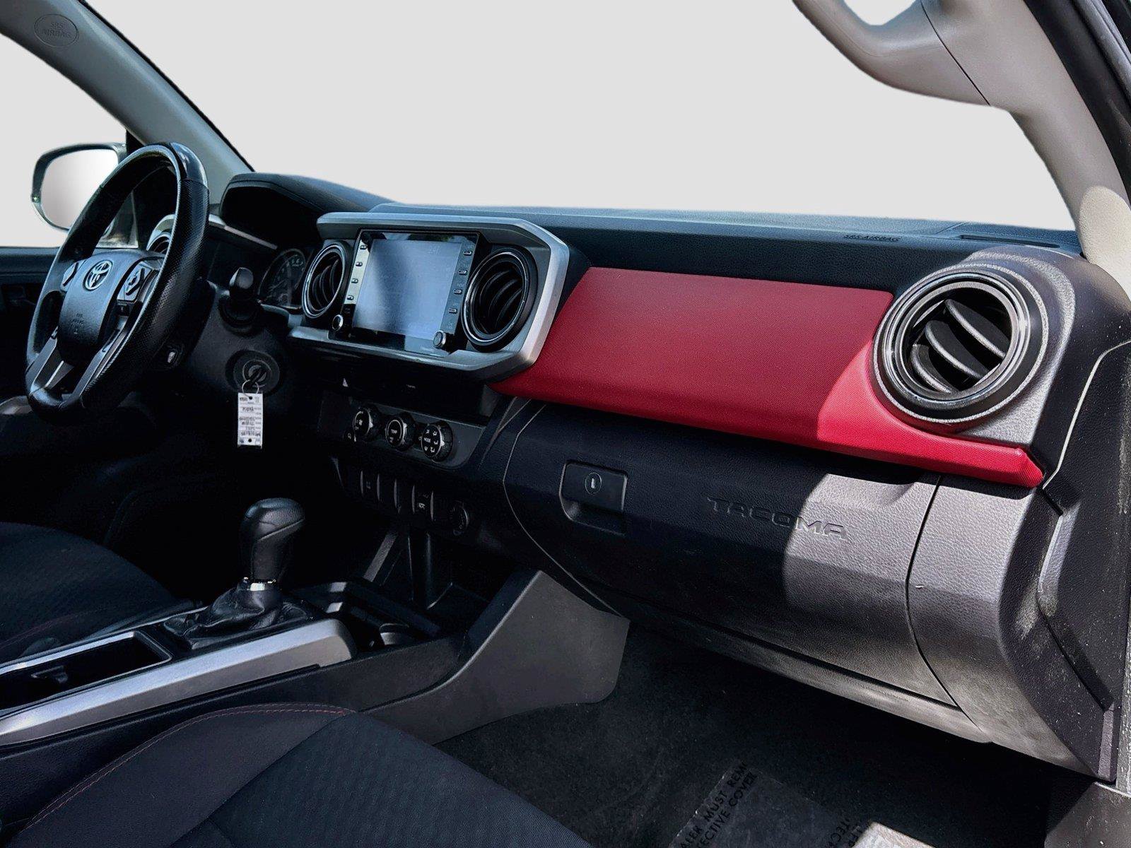 Used 2021 Toyota Tacoma SR5 RWD image 26