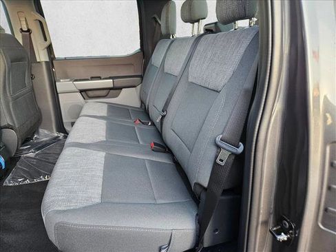 New 2026 Ford F250 XLT w/ FX4 Off-Road Package image 12