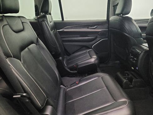 Used 2021 Jeep Grand Cherokee L Limited image 19