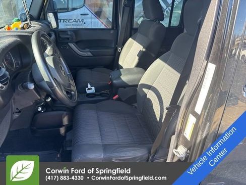 Used 2012 Jeep Wrangler Unlimited Sport image 13
