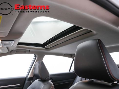 Used 2023 Nissan Altima 2.5 SR w/ SR Premium Package FWD image 33