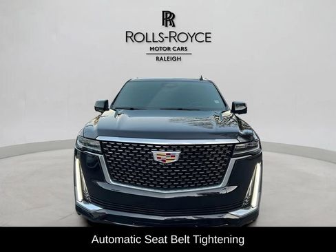 Used 2023 Cadillac Escalade ESV Premium Luxury image 9