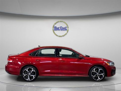 Used 2020 Volkswagen Passat 2.0T R-Line FWD image 6