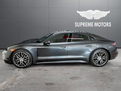 Used 2021 Porsche Taycan image 6