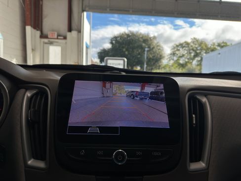 Used 2024 Chevrolet Malibu LT image 28