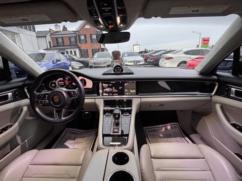 Used 2017 Porsche Panamera Turbo w/ Premium Package Plus image 21