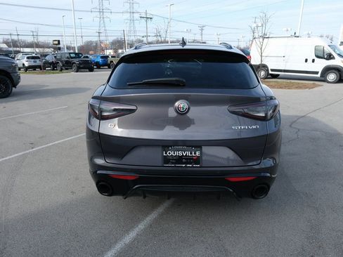 Used 2024 Alfa Romeo Stelvio Veloce image 8