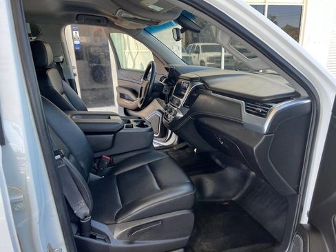 Used 2017 Chevrolet Tahoe Special Service 4x4 4dr SUV image 19