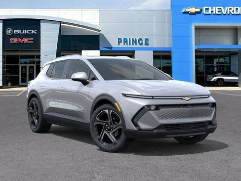 New 2026 Chevrolet Equinox EV LT w/ Convenience Package II image 7