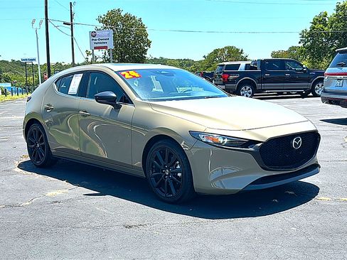 Used 2024 MAZDA MAZDA3 s AWD/4WD image 10