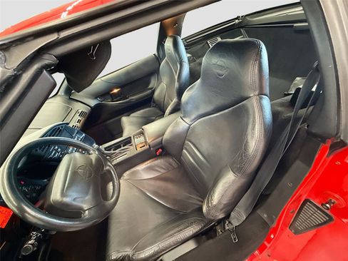 Used 1995 Chevrolet Corvette Coupe RWD image 5