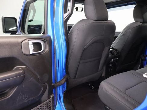 Used 2023 Jeep Gladiator Sport AWD/4WD image 30