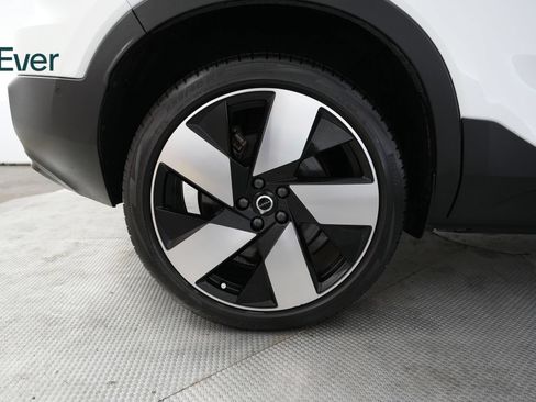 Used 2023 Volvo C40 P8 Recharge Ultimate AWD/4WD image 22